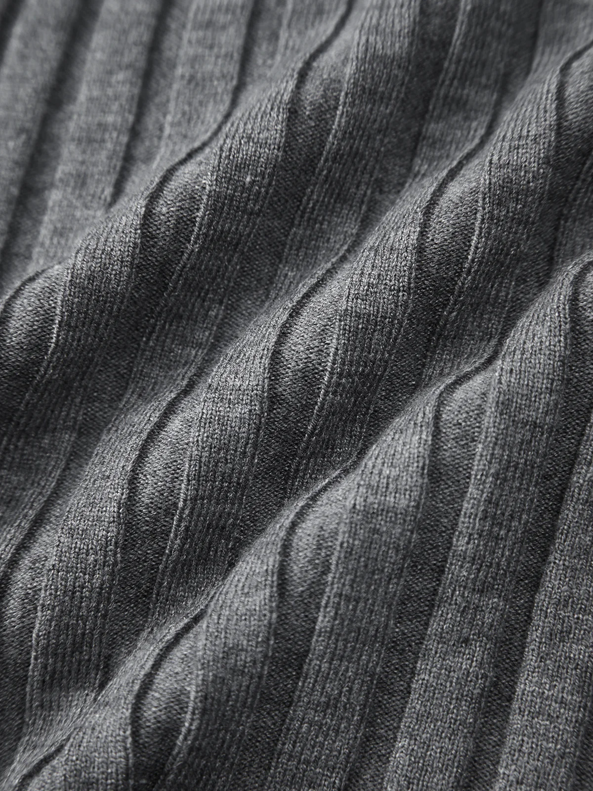 Solid Textured V-neck Knit Top - Image 4