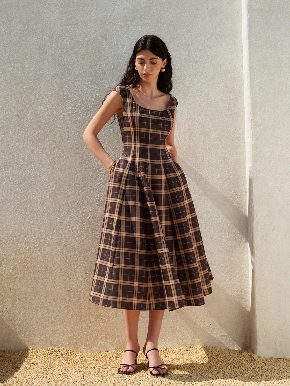 Square Neck Sleeveless Pleated Plaid Dress - Image 5