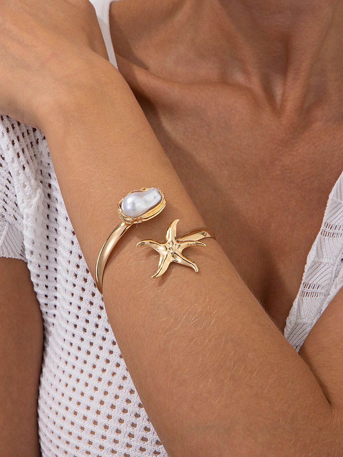 Starfish Baroque Pearl Open Upper Arm Cuff - Image 3