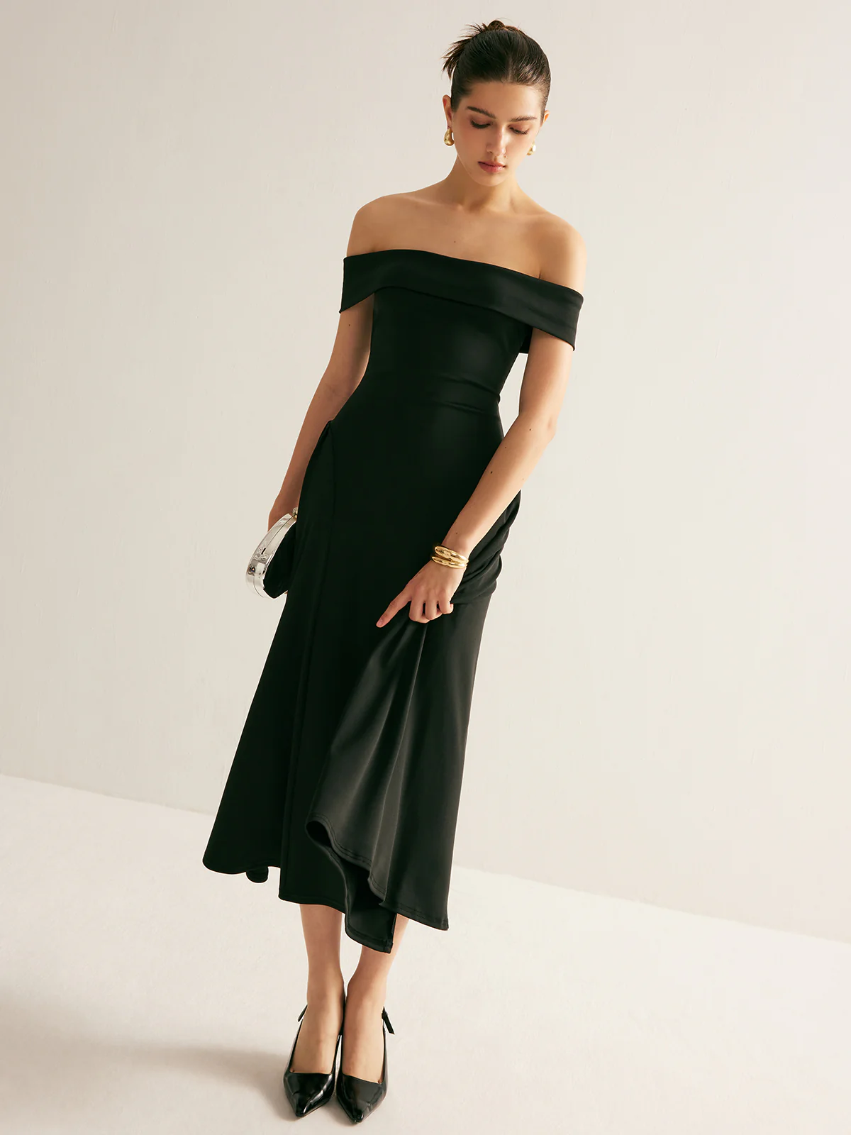 Straight Neck Pleated Dress - Image 5