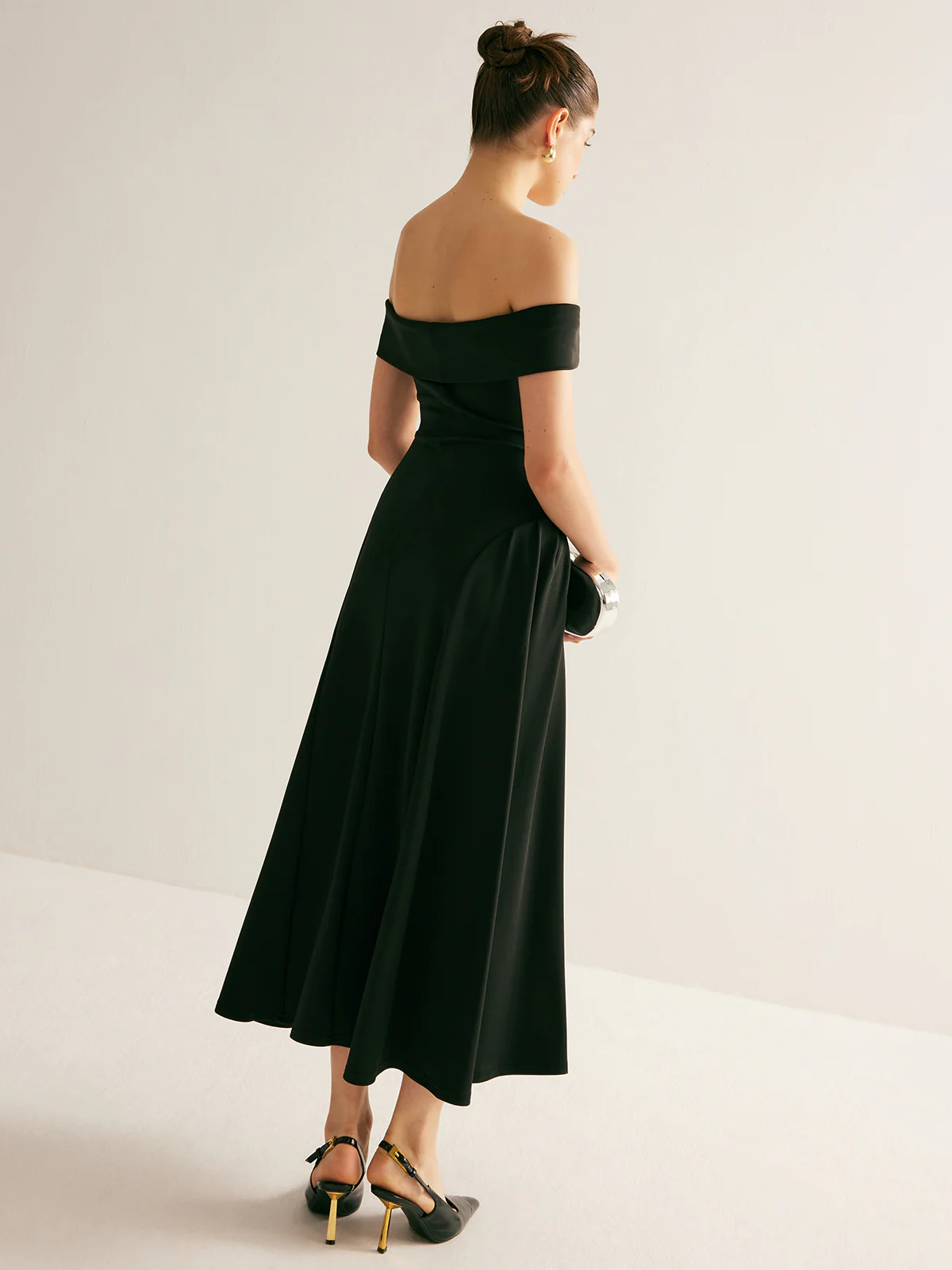 Straight Neck Pleated Dress - Image 6