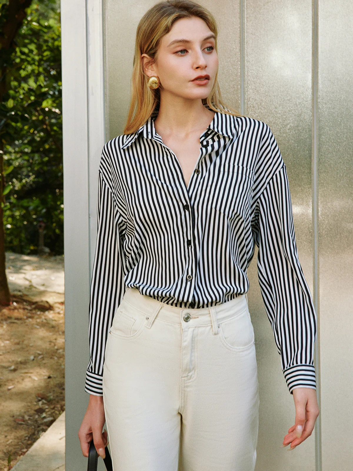 Stripe Backless Bow Shirt - Image 5
