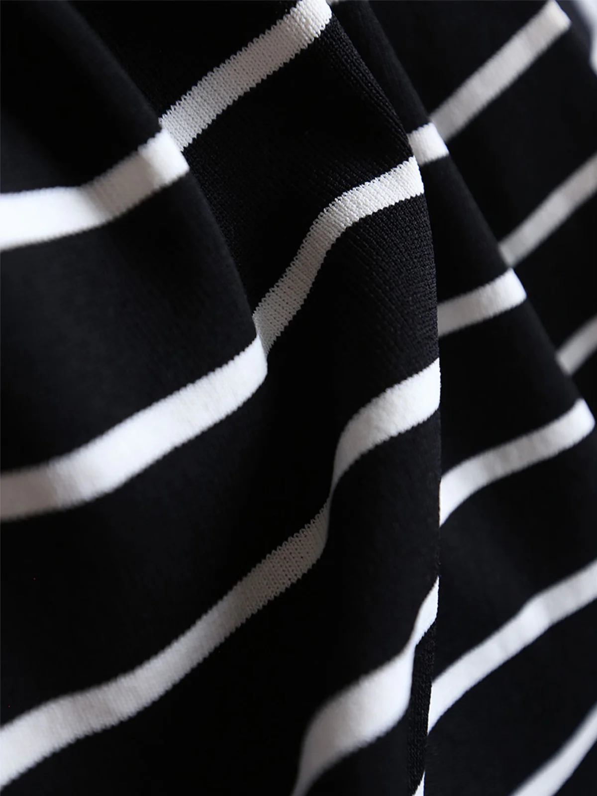 Stripe Cap Sleeve Tank Top - Image 6