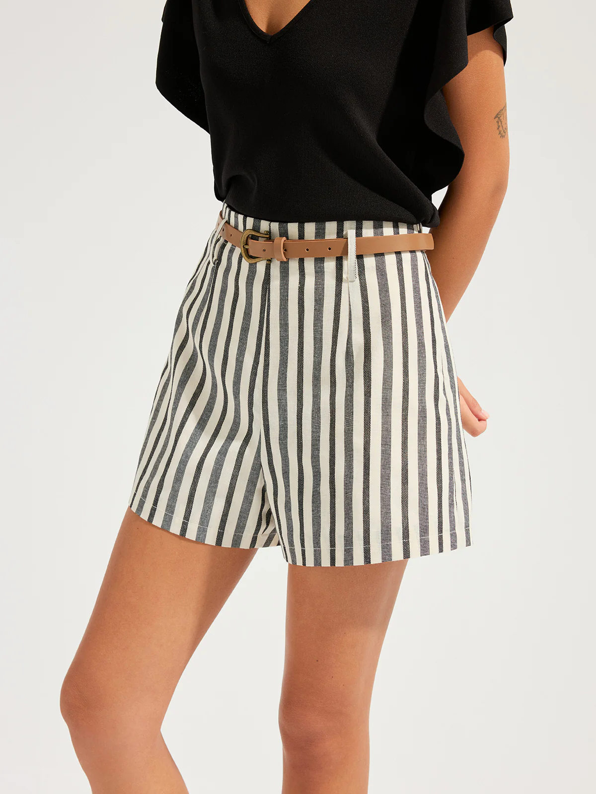 Striped Cotton Linen Belted Shorts - Image 4