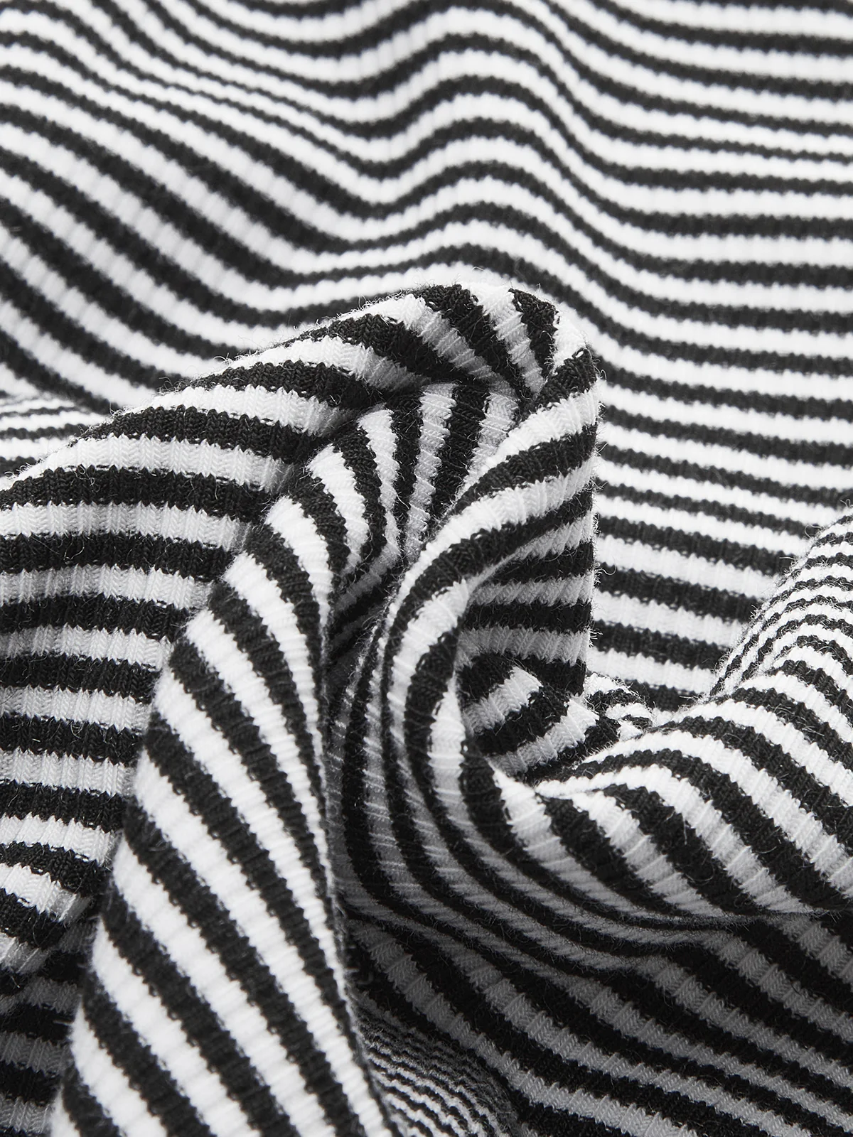 Striped Crew Neck Tank Top - Image 10