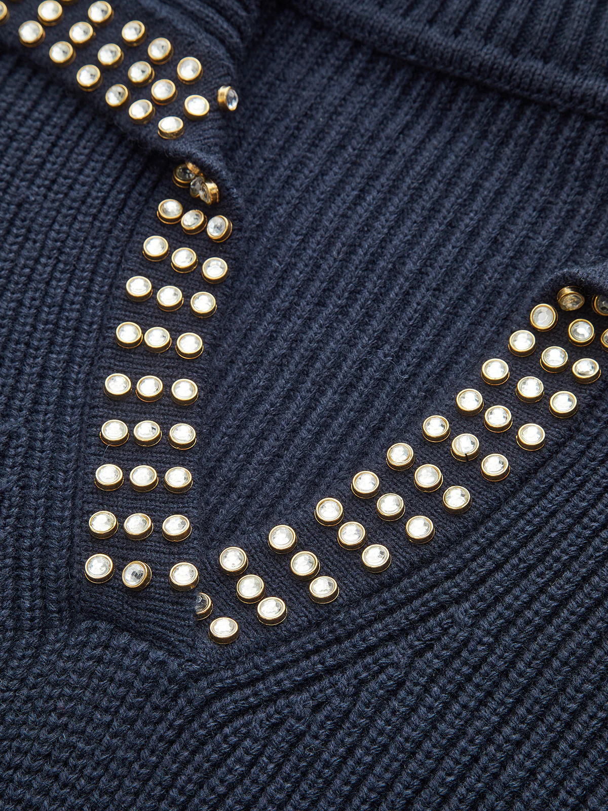 Studded Collar Wool Blend V-Neck Sweater - Image 9