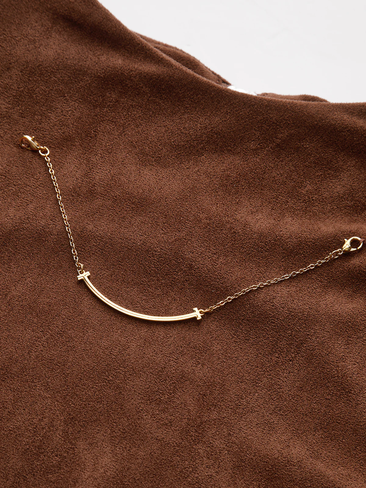 Suede Effect Back Zip Ruched Short-Sleeve Top - Image 3