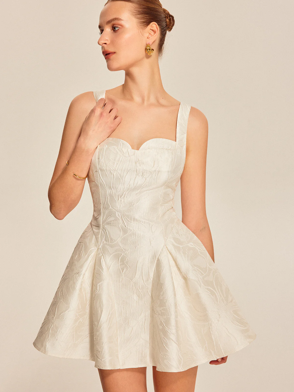Sweetheart Neckline Flared Dress - Image 5