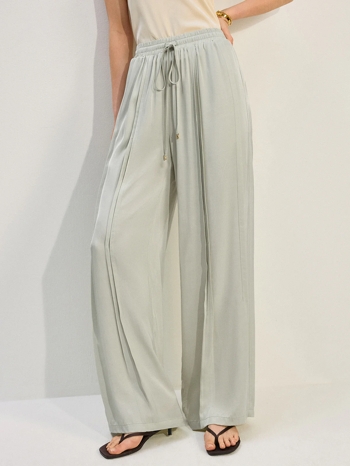 Tencel Rayon Satin Wide-Leg Pants with Pleats - Image 4