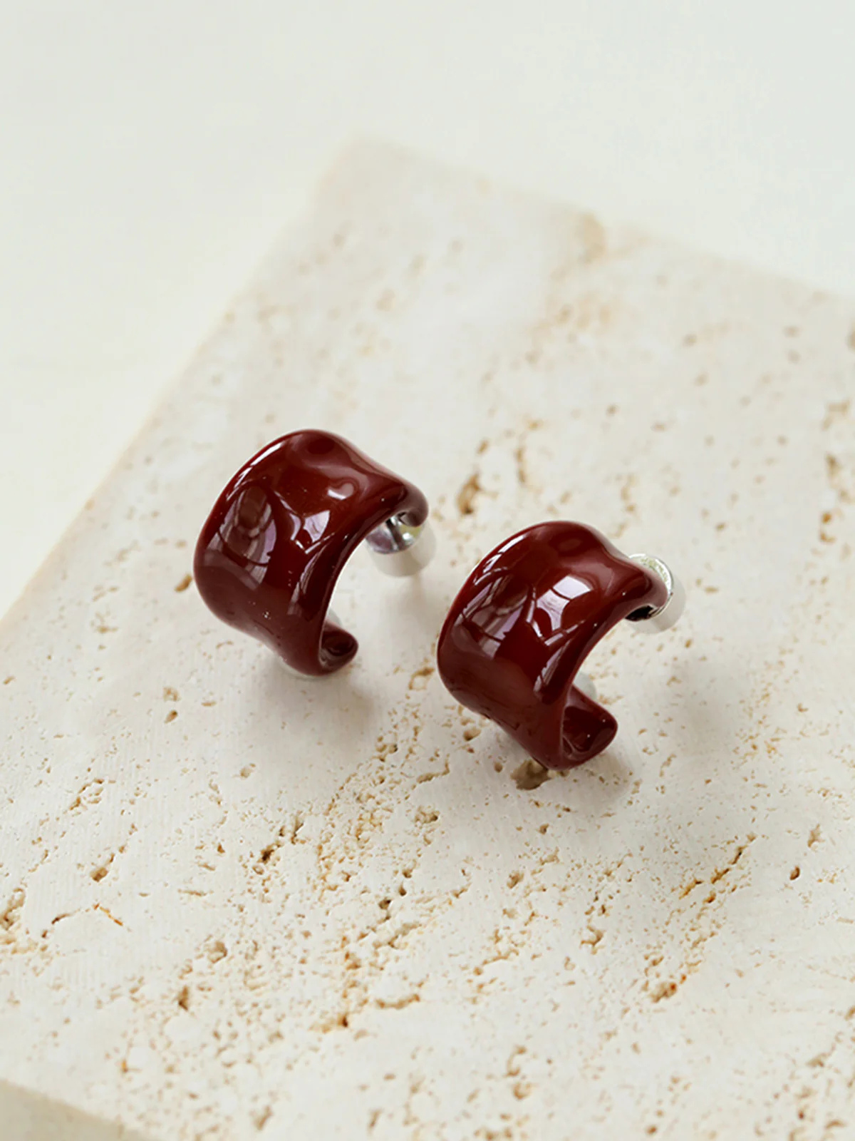 Textured Enamel C-Shaped Earrings - Image 2