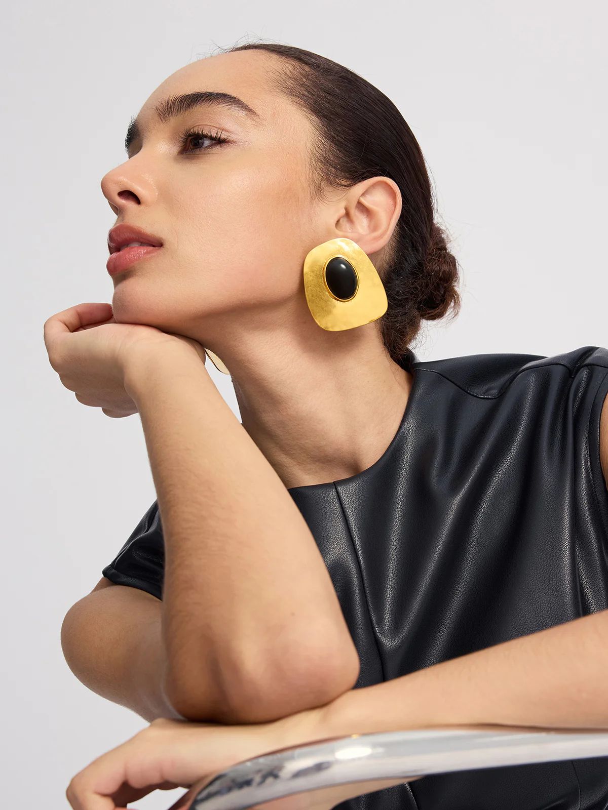 Textured Gold & Onyx Drop Earrings - Image 2