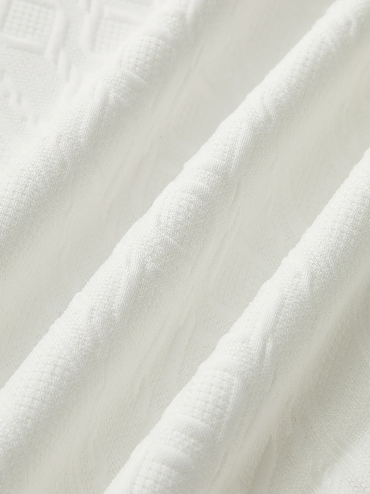Textured Jacquard Mutton Sleeve Sweatshirt - Image 3