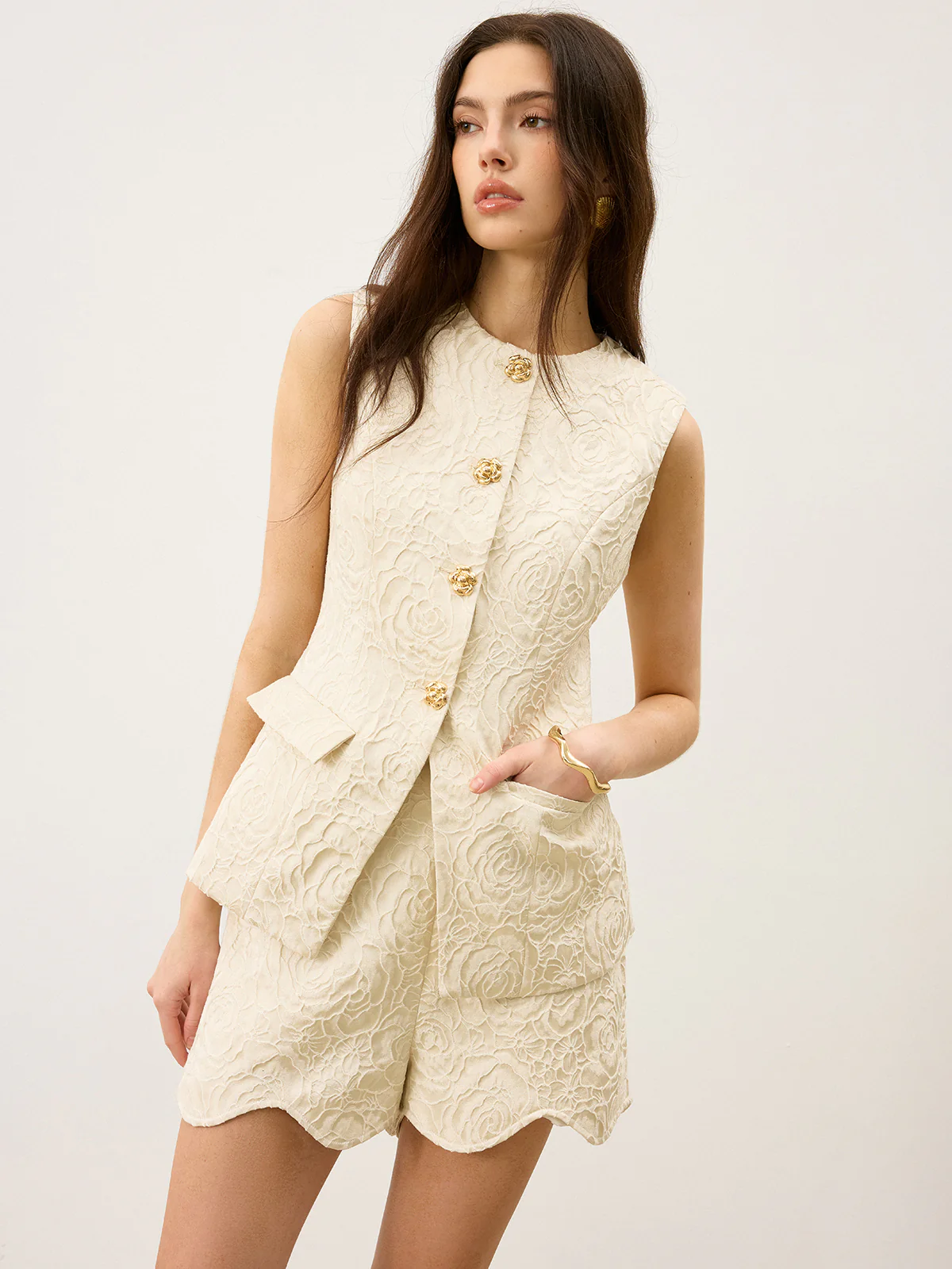 Textured Jacquard Vest with Metal Button - Image 5
