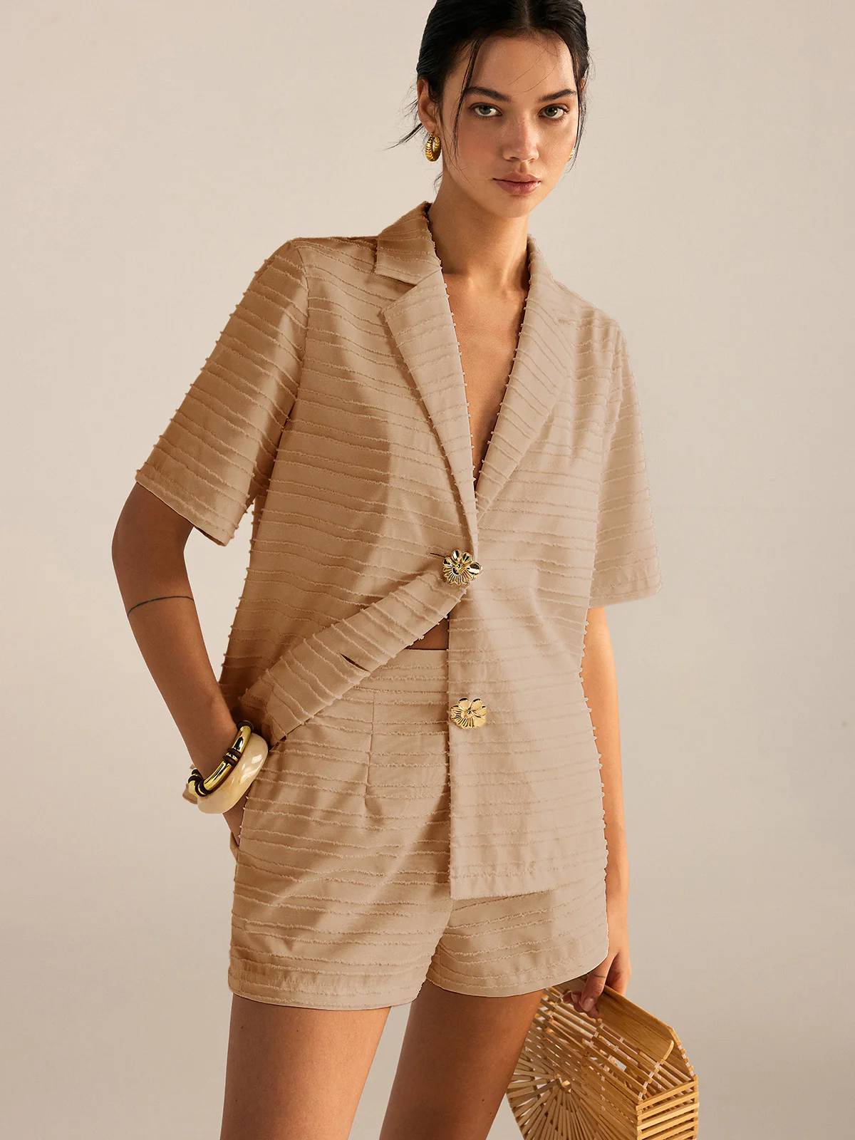 Textured Short-Sleeve Blazer and Shorts Set - Image 8