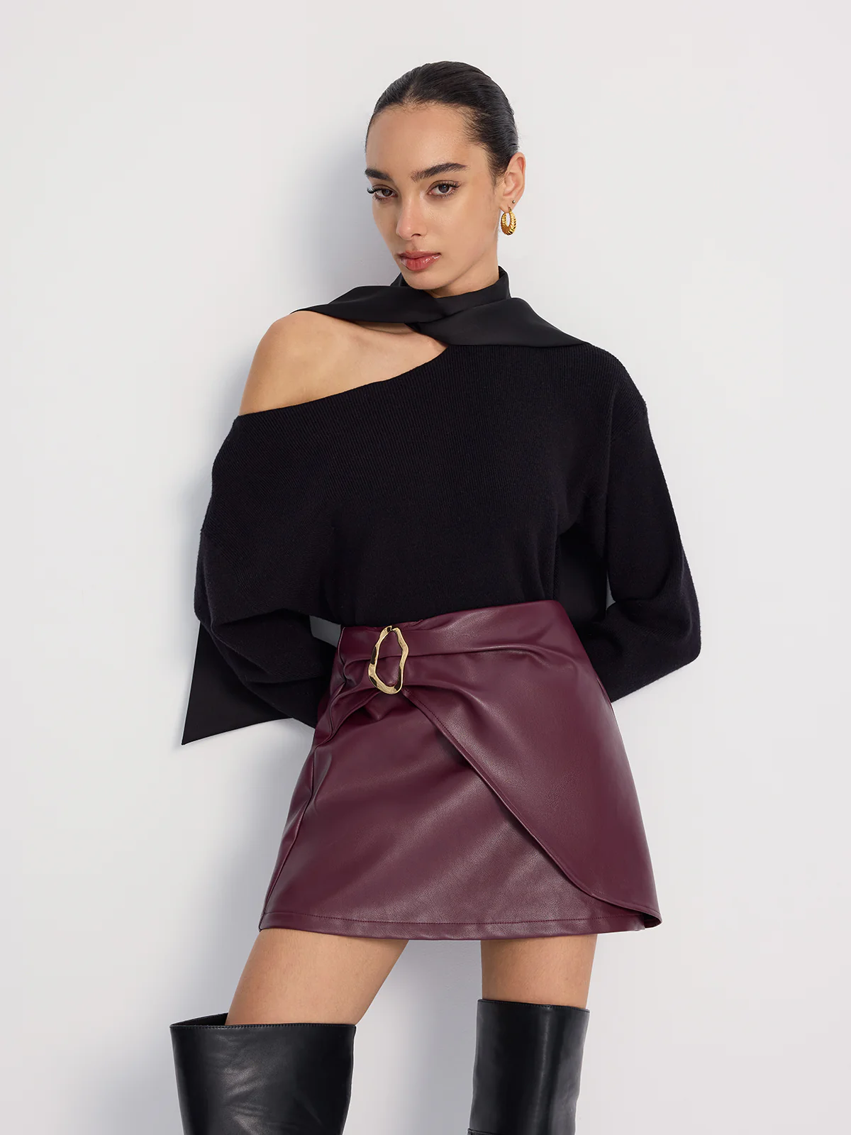 Tie-Detail Cold-Shoulder Knit Sweater - Image 4