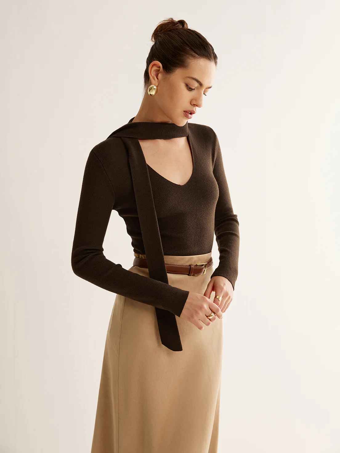 Tie Neck Slim Knit Top - Image 3