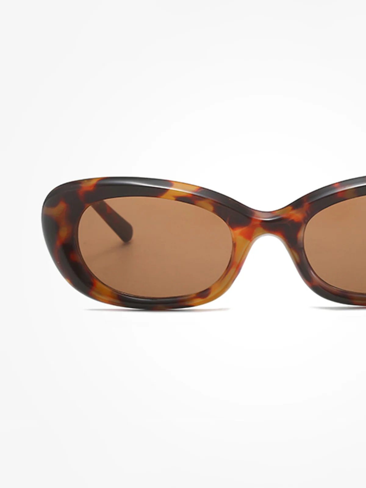 Tortoiseshell Rounded Sunglasses - Image 4