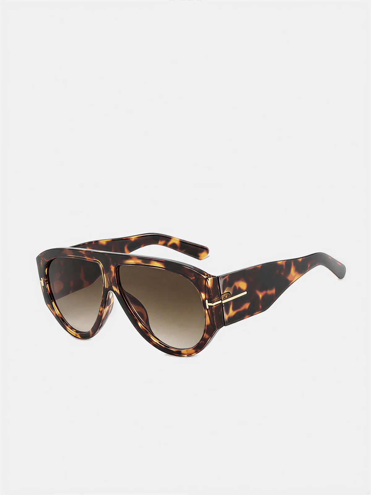 Trendy Oversized Shield Sunglasses - Image 4