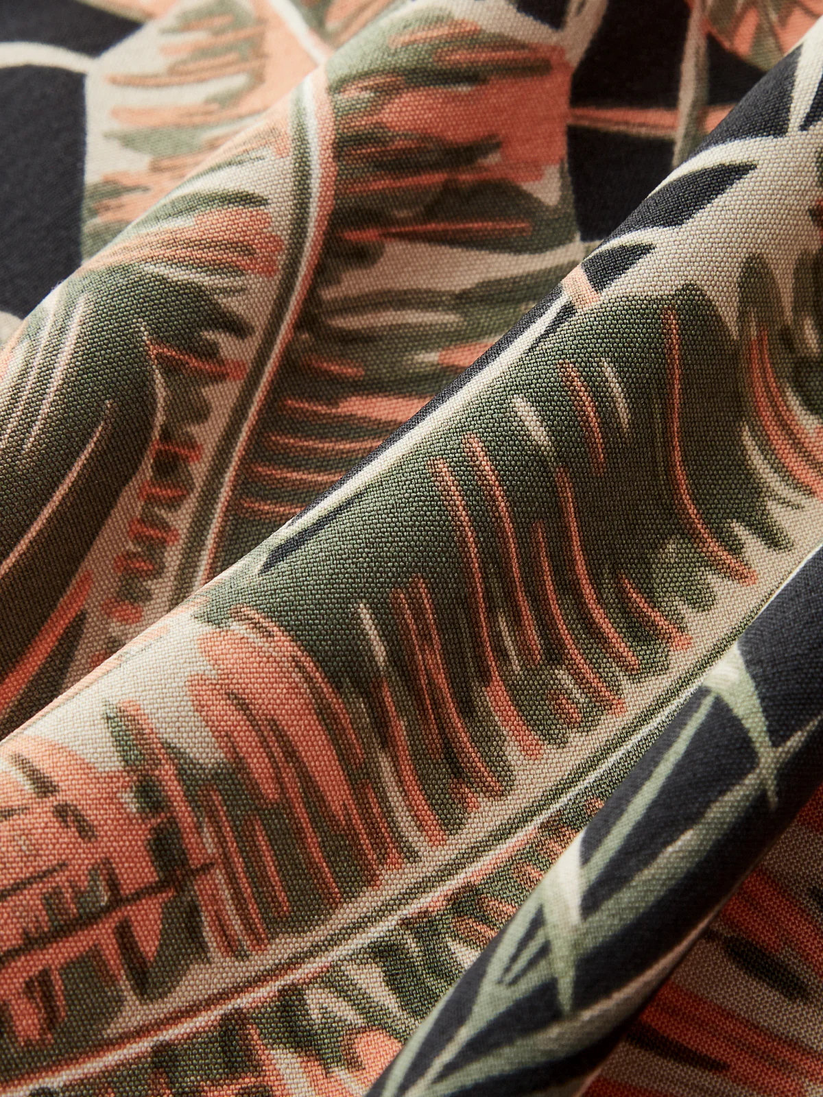 Tropical Leaf Print Halter Crop Top & Shorts Set - Image 7
