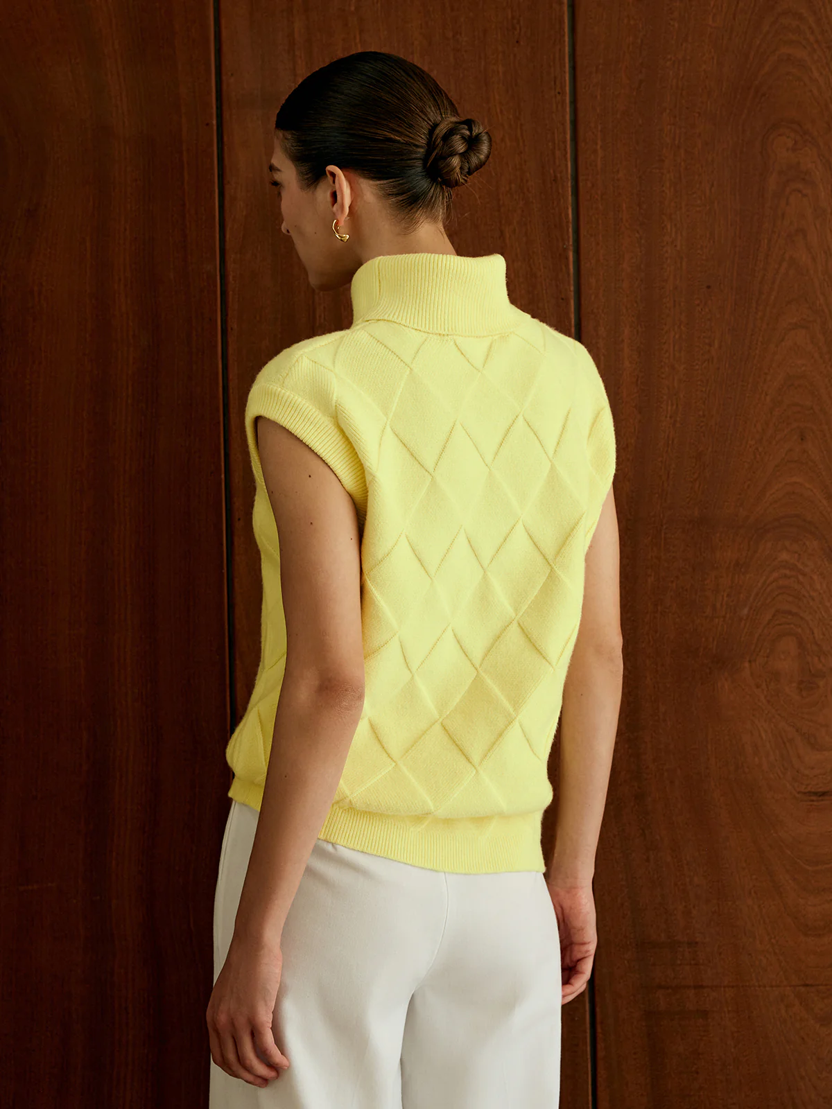 Turtleneck Diamond Sweater Vest - Image 6