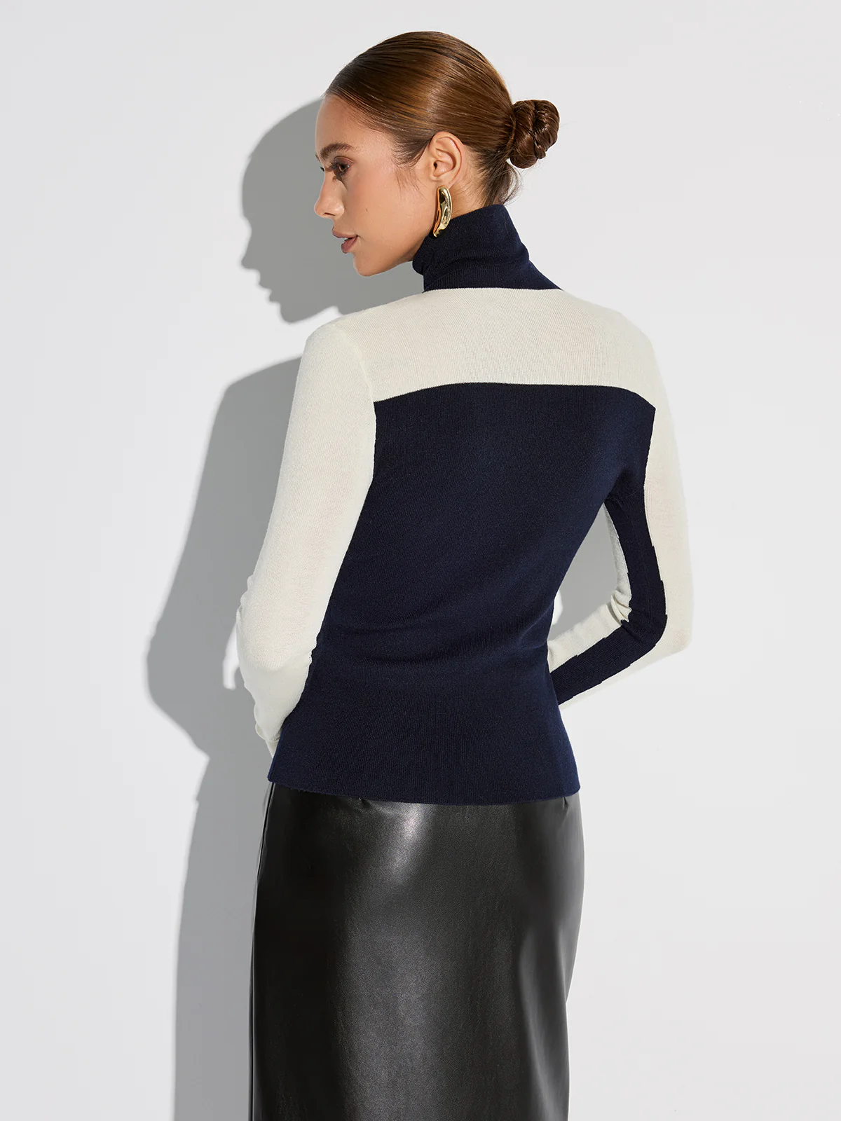 Turtleneck Two-Tone Wool Blend Knit Top - Image 5