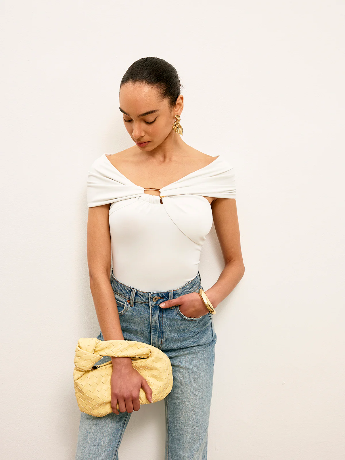 Twist Front Metal Ring Detail Top - Image 4