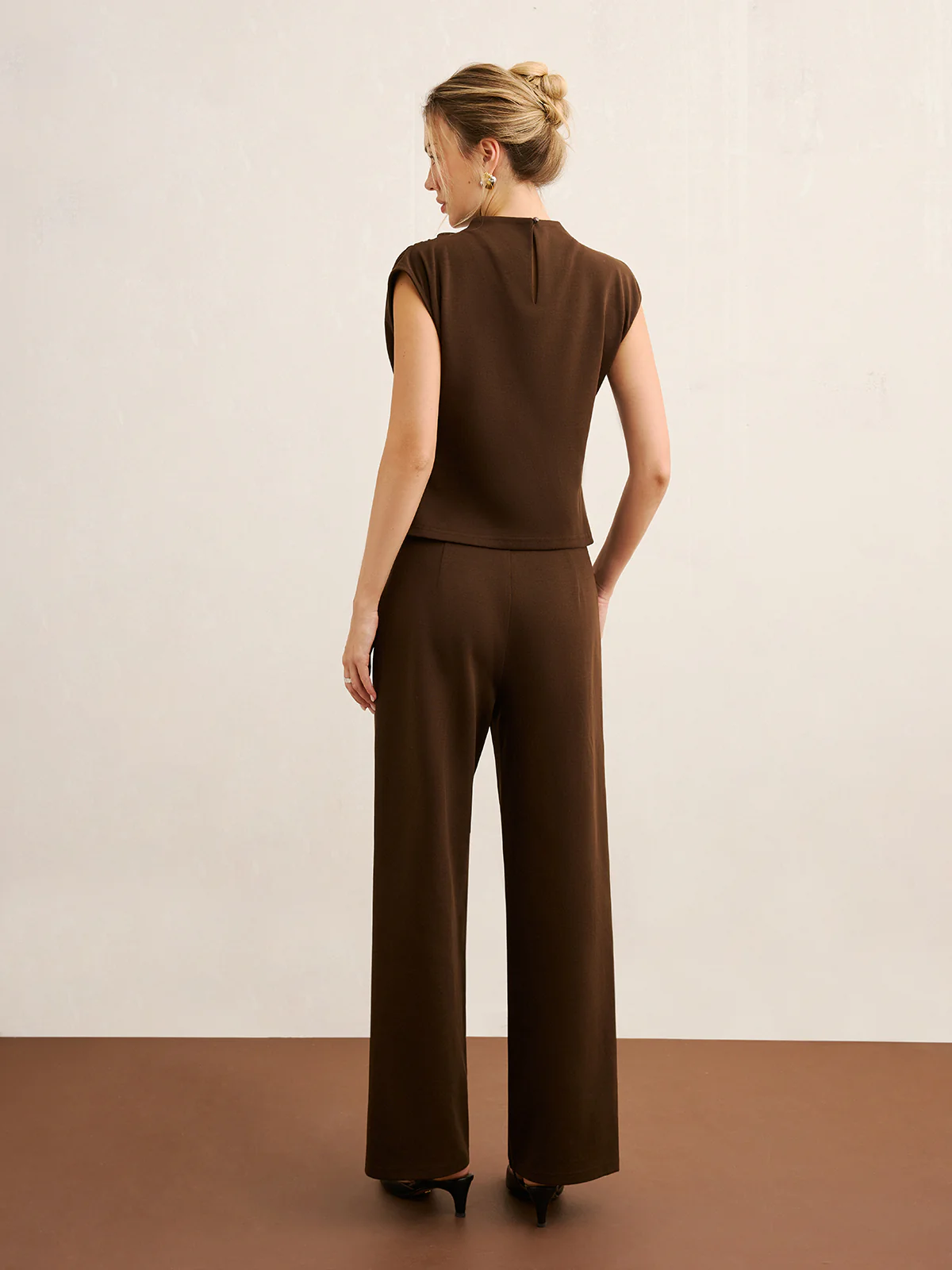 Twist Front Sleeveless Top & Wide-Leg Pants Set - Image 6