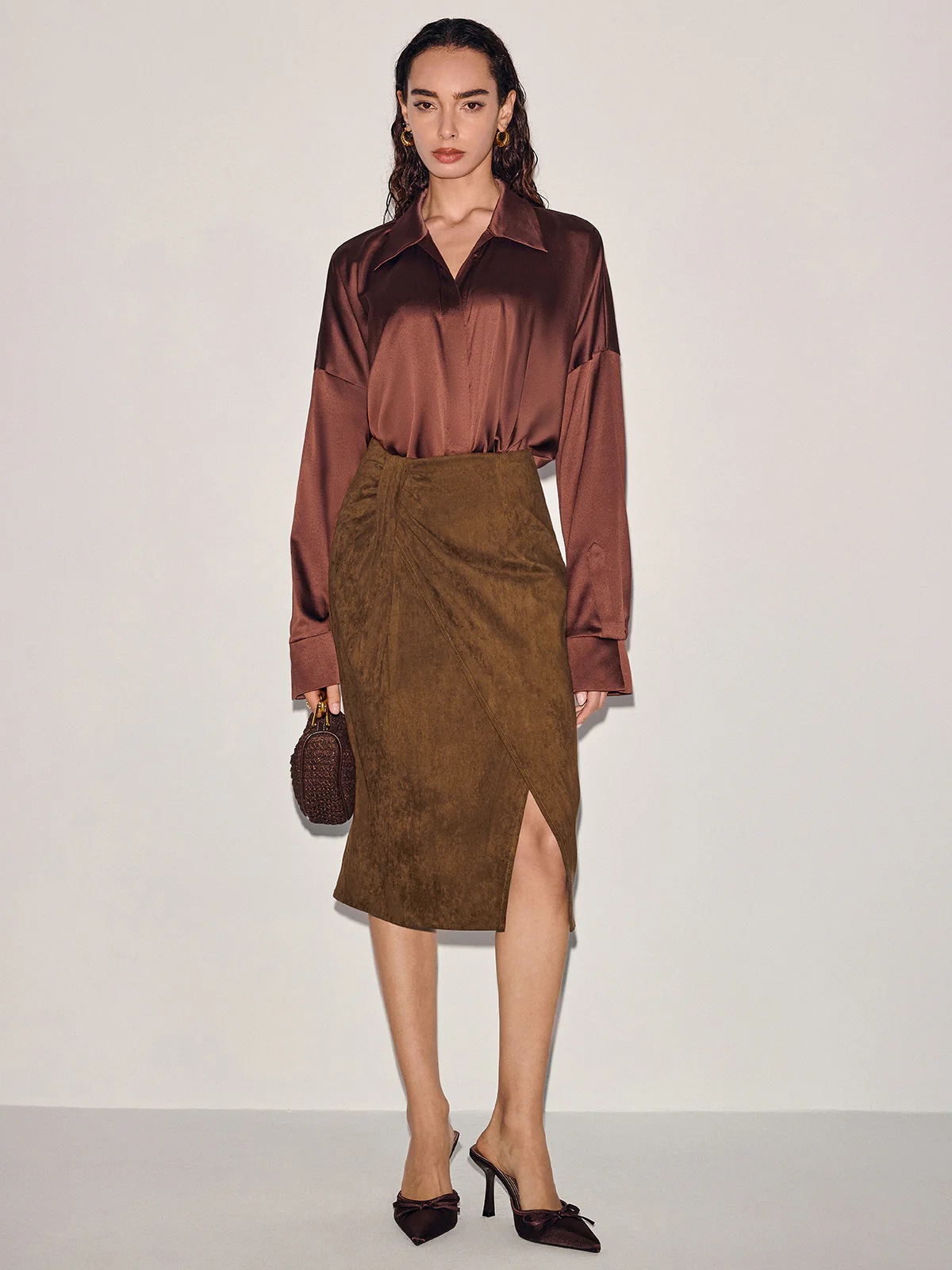 Twist-Front Slit Suede Skirt - Image 3