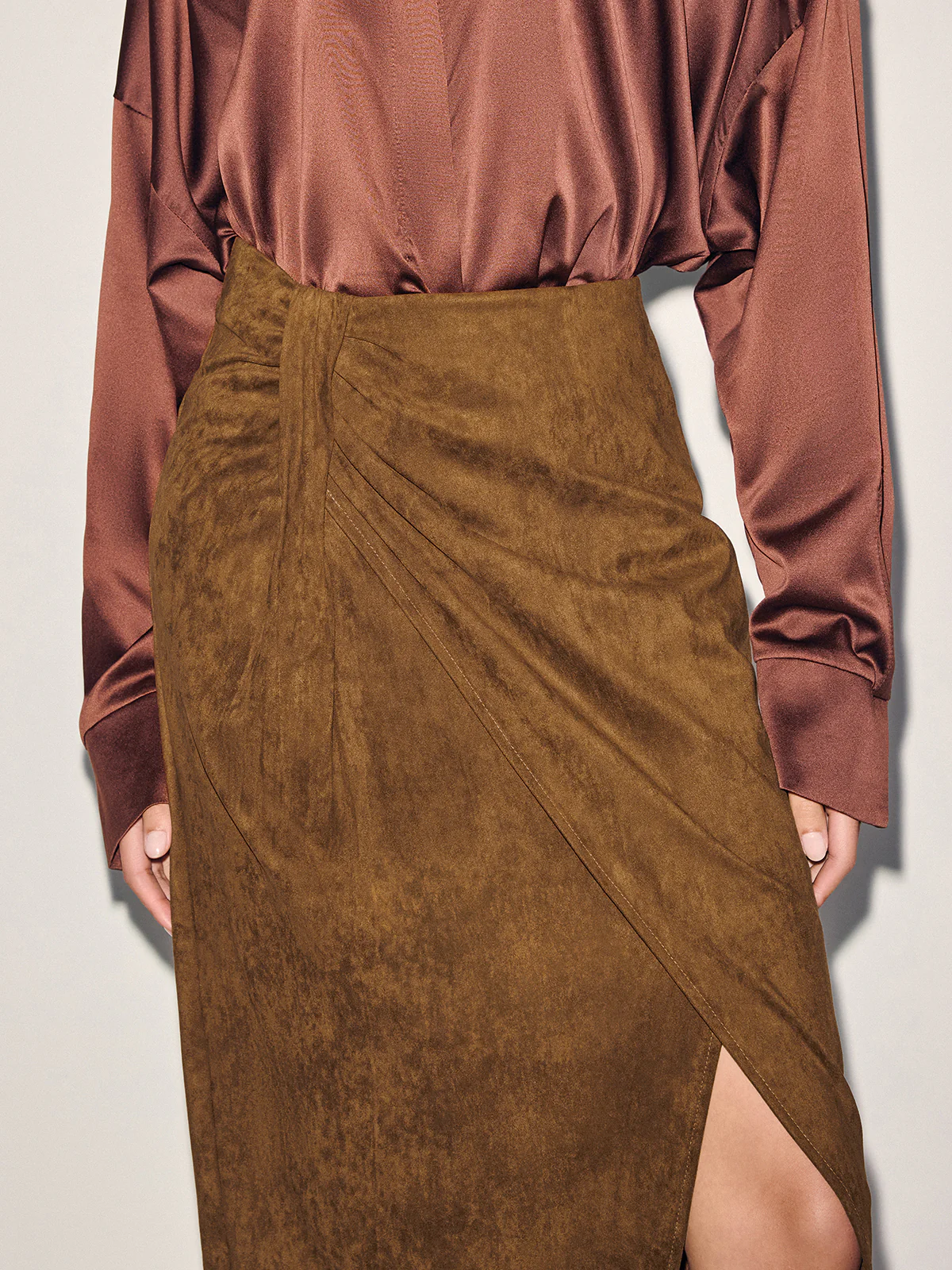 Twist-Front Slit Suede Skirt - Image 5