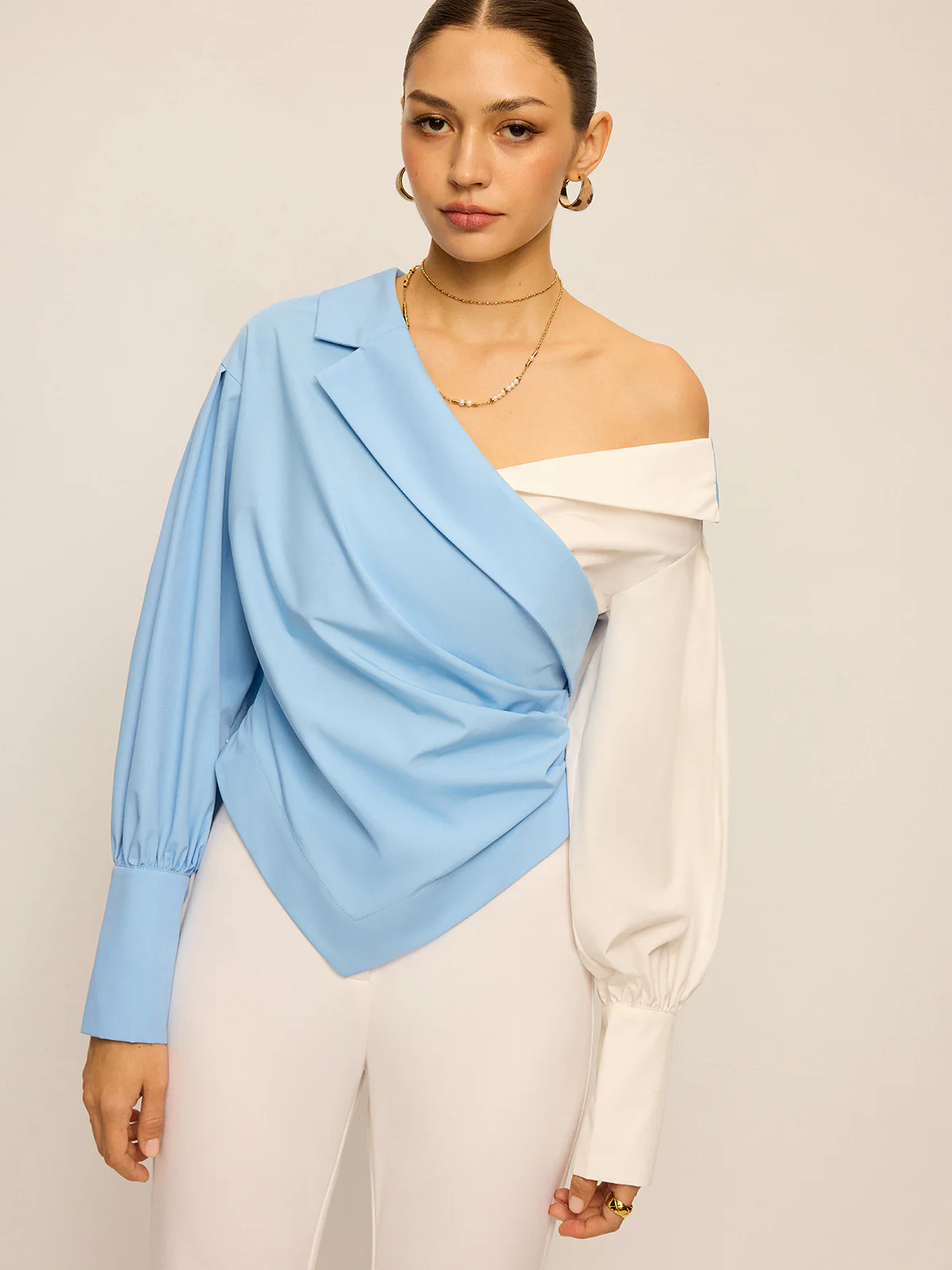 Two-Tone Asymmetric Off-Shoulder Shirt - Image 3