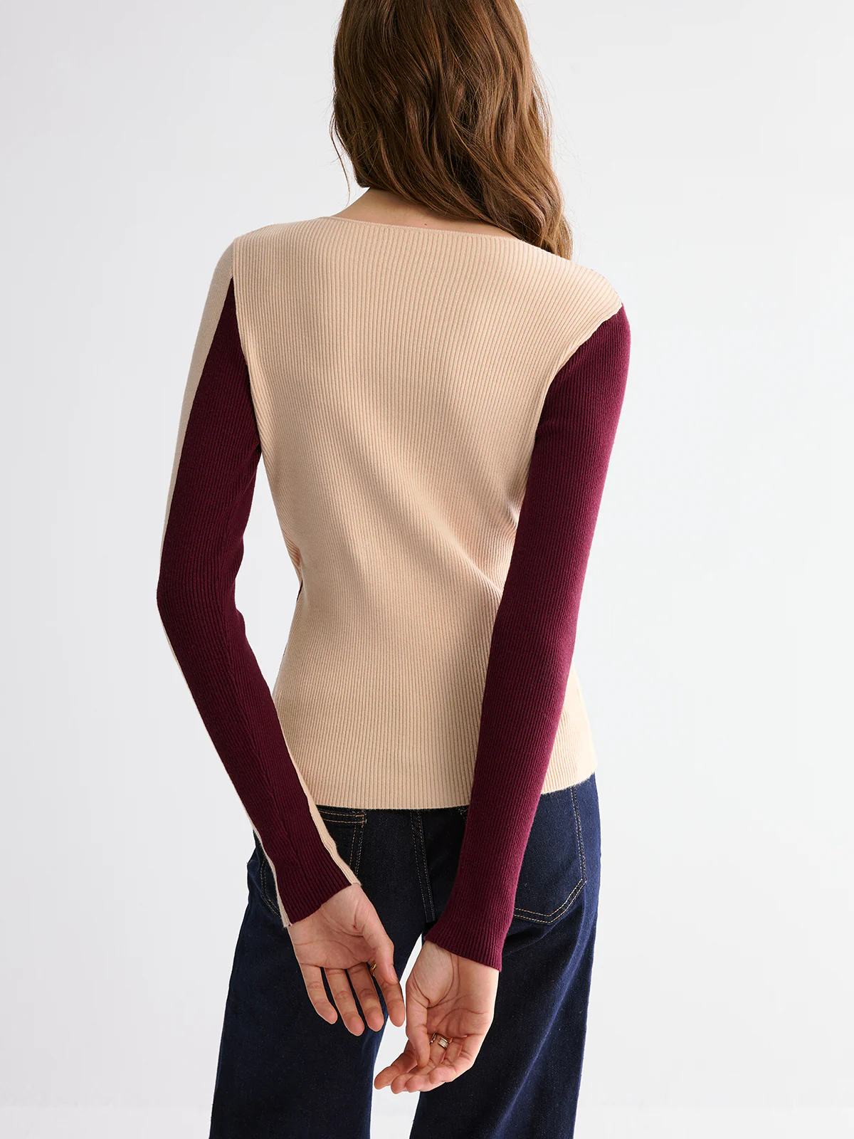 Two-Tone Asymmetrical-Hem Sweater - Image 6