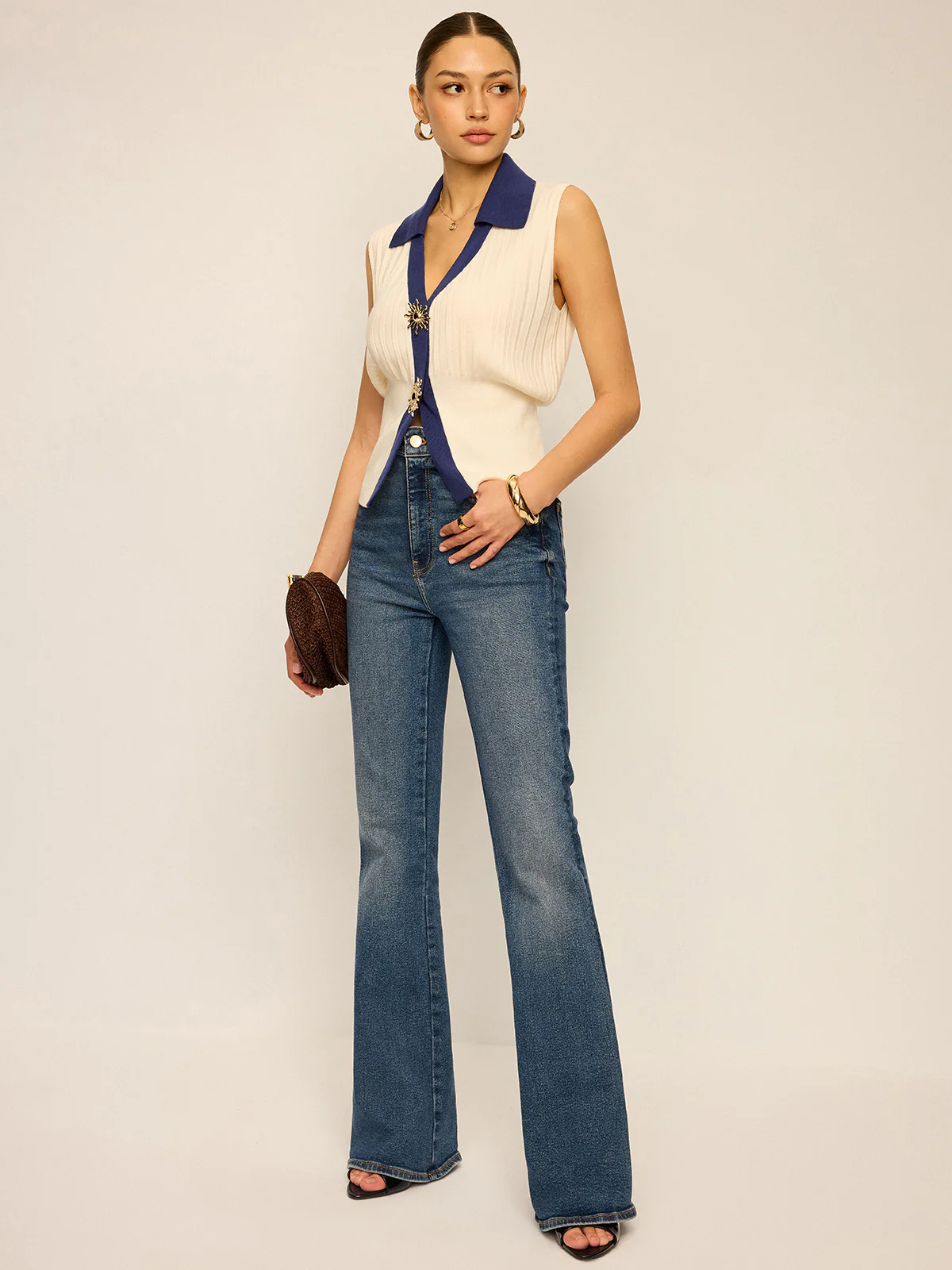 Two-Tone Collared Knit Vest - Image 6