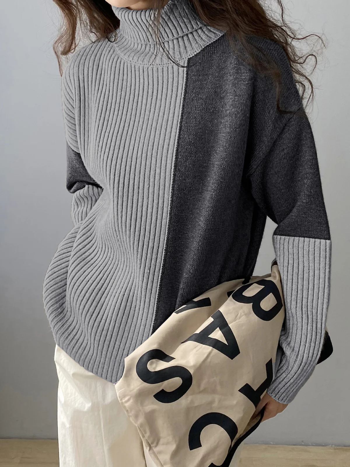 Two Tone Colorblock High Neck Ribbed Knit Sweater - Image 2