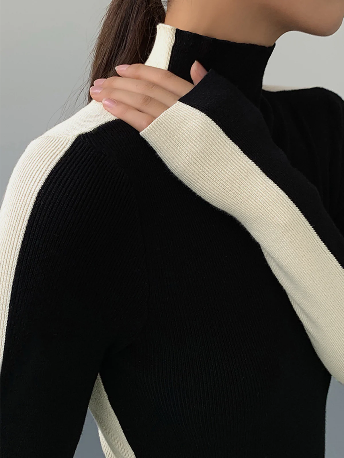 Two Tone Double Sided Long Sleeve Knit Top - Image 3