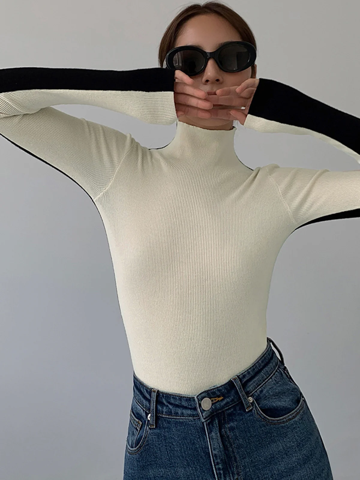 Two Tone Double Sided Long Sleeve Knit Top - Image 4