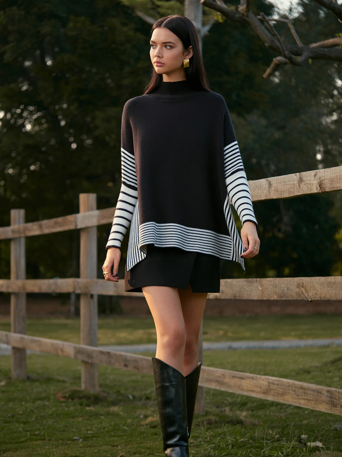 Two-Tone Pinstripe Split Knit Top - Image 2