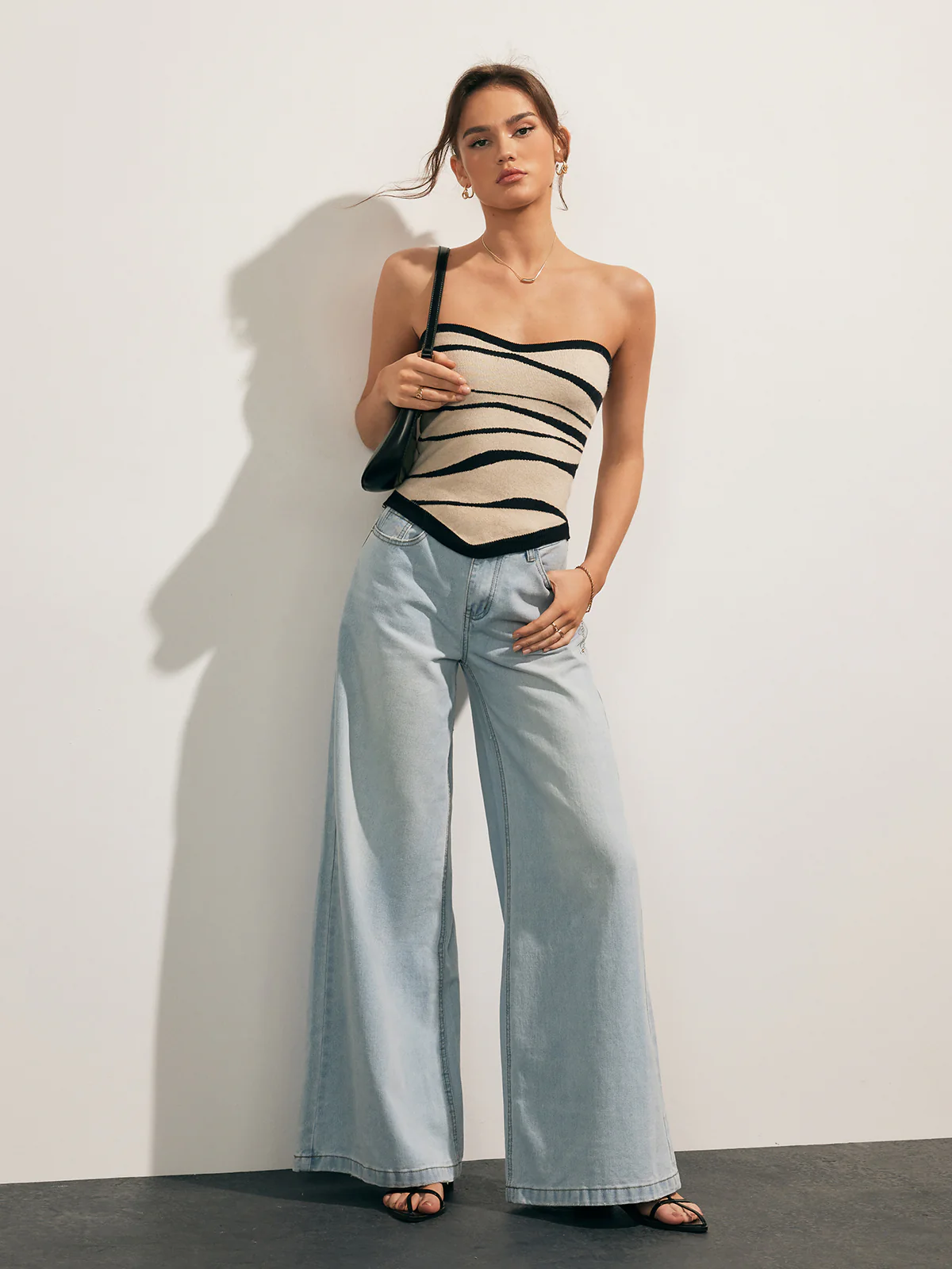 Two-Tone Waves Tube Knit Top - Image 5