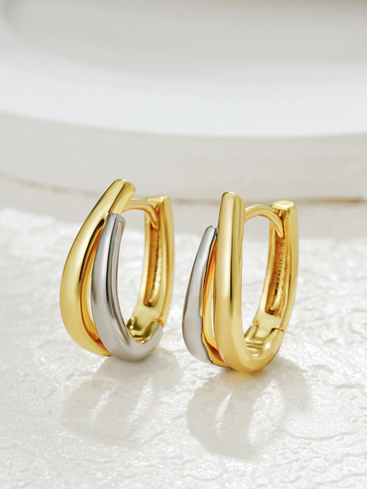 U-Shape Tunnel Hoop Earrings - Image 3