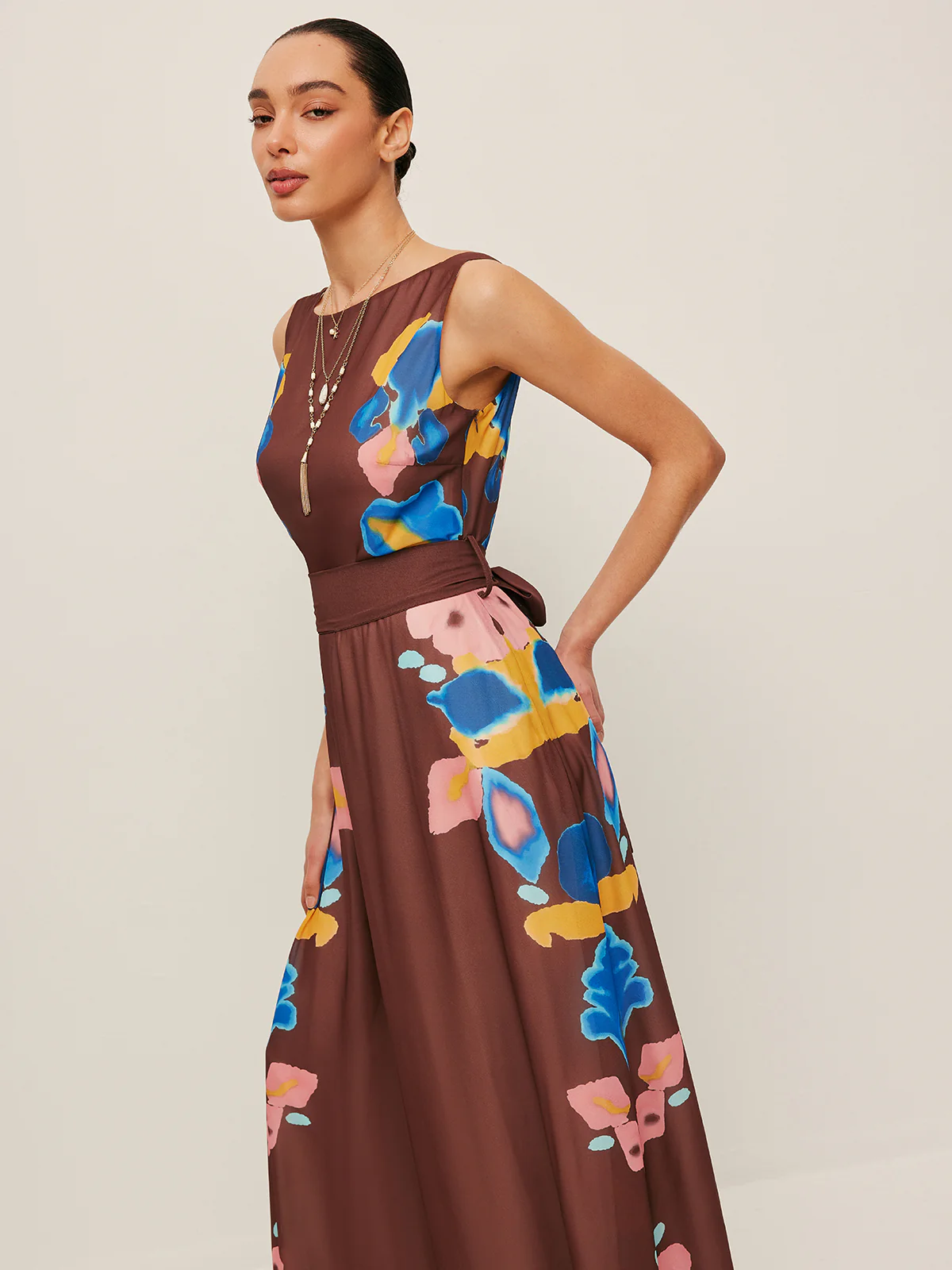 V-Back Bow Detail Printed Dress - Image 6