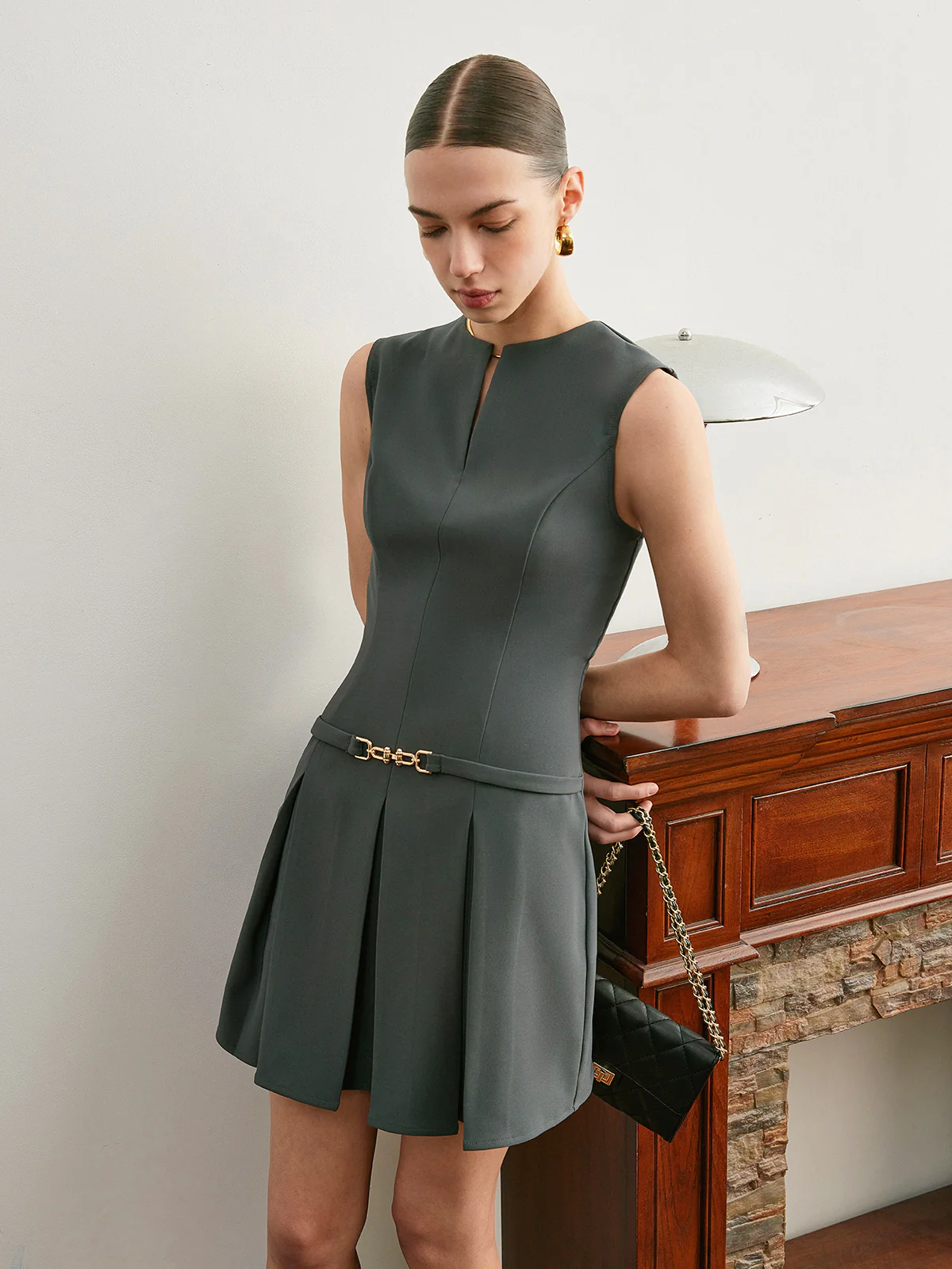 V-Neck Belted Panel Pleated Dress - Image 3