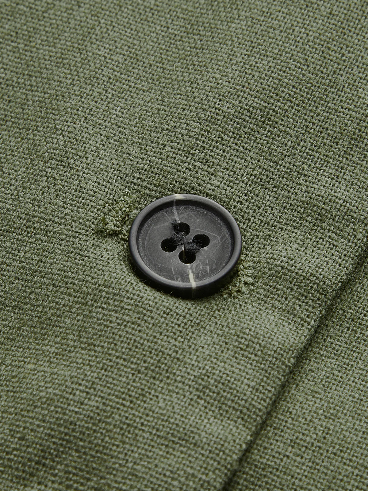 V-Neck Buttoned Shorts Set With Belt - Image 11