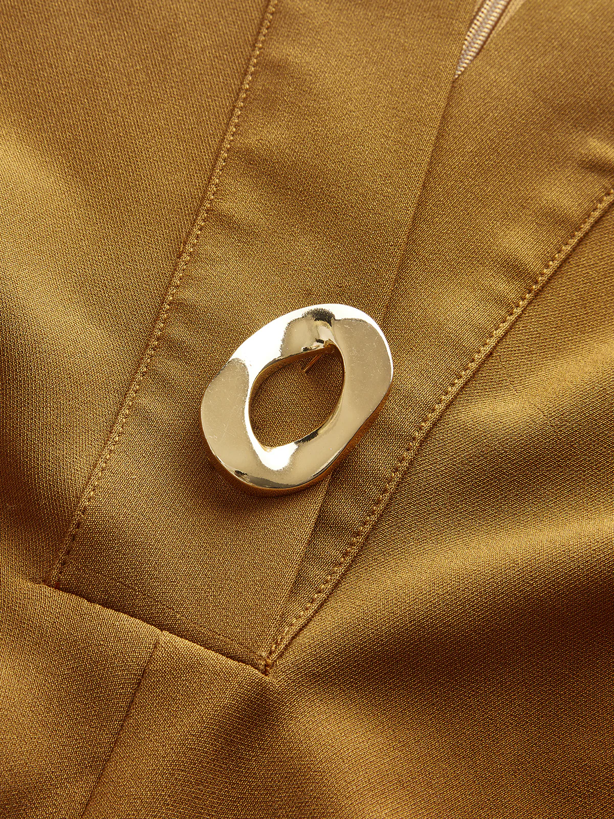 V-Neck Metal Detail Fitted Waist Dress - Image 4