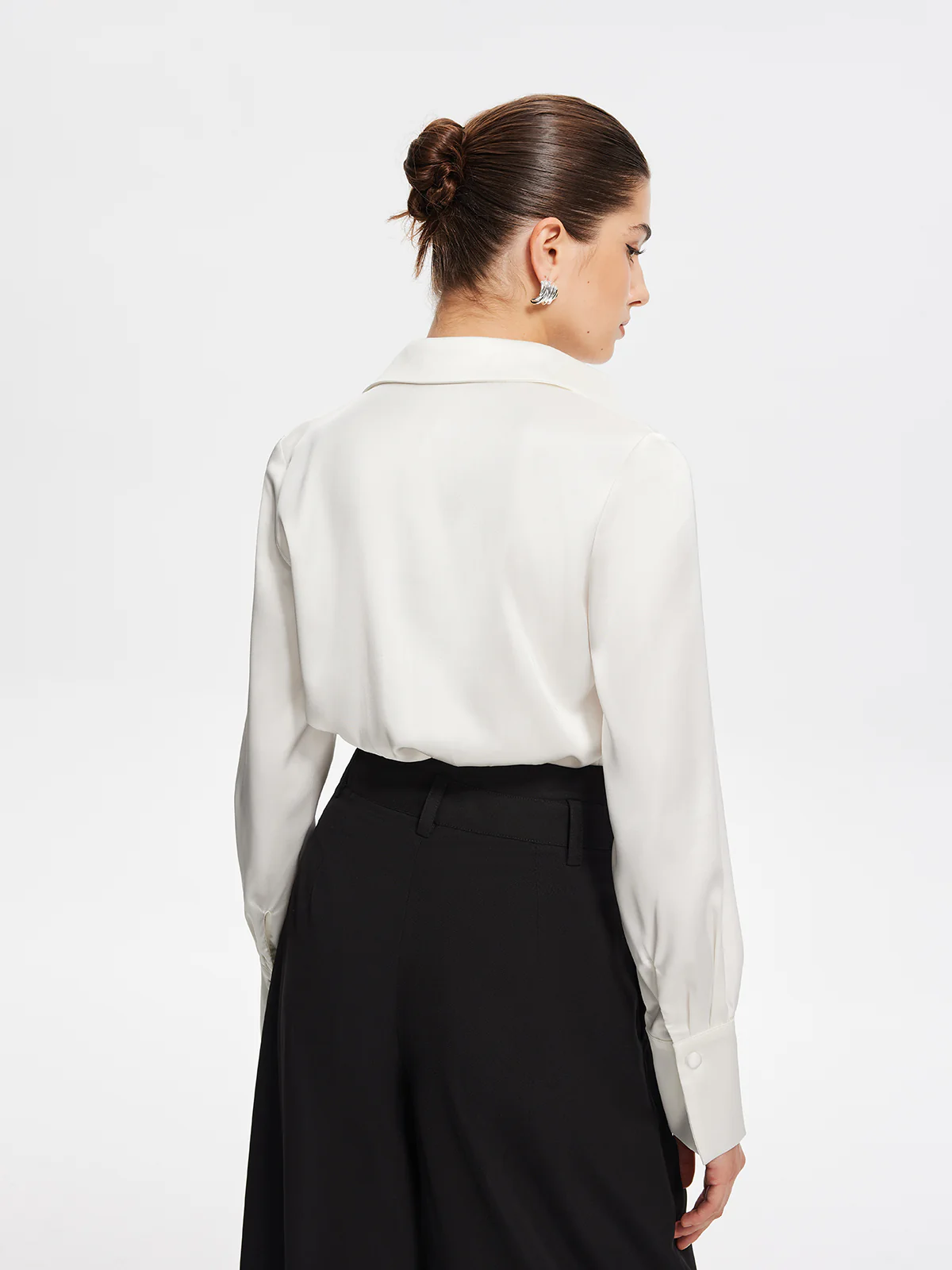 V-Neck Pleated Long Sleeve Blouse - Image 3