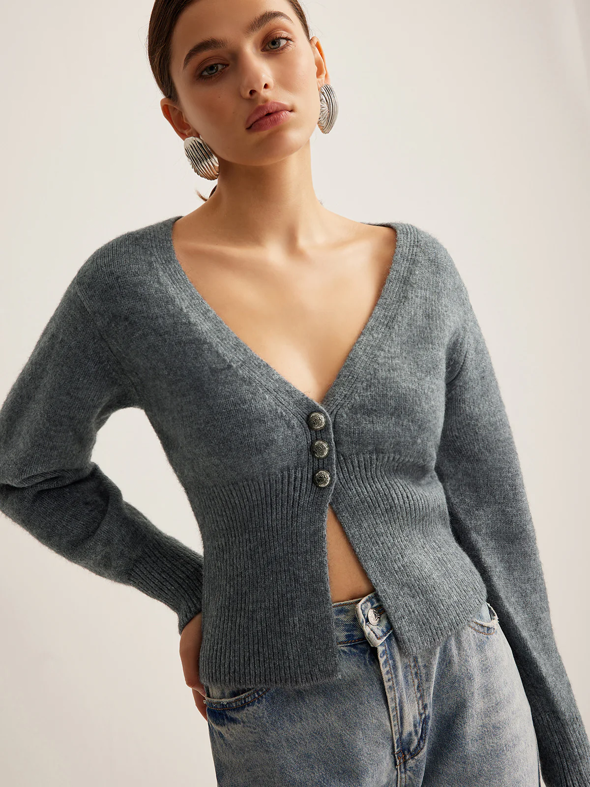 V-Neck Ribbed Split Slim Cardigan - Image 5