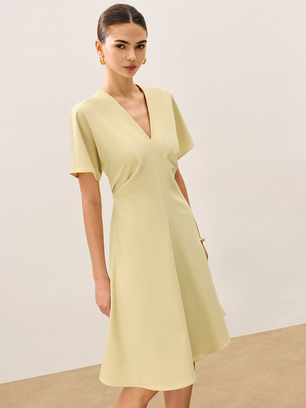 V-Neck Short Sleeve Midi Dress - Image 5