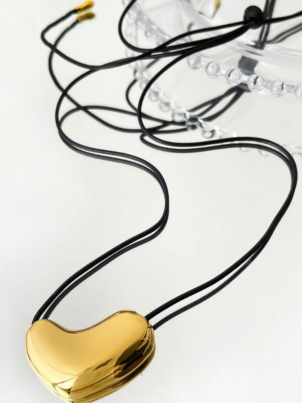 V-Shape Heart Rope Necklace - Image 4