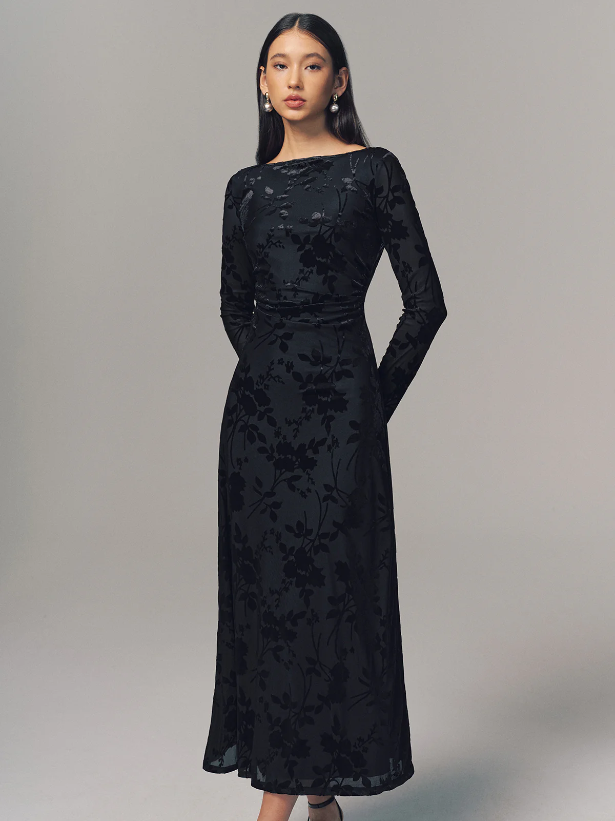 Velvet Floral Long Sleeve Backless Maxi Dress - Image 6