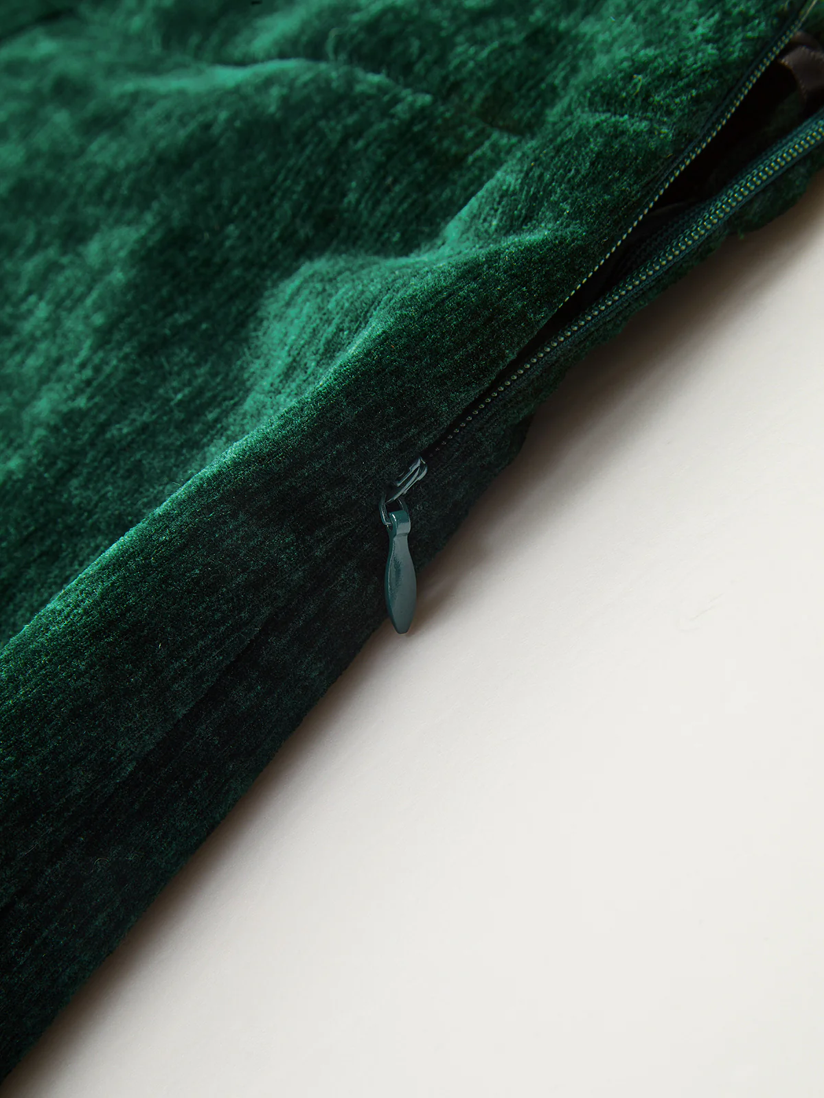 Velvet High-Waisted Shorts - Image 4