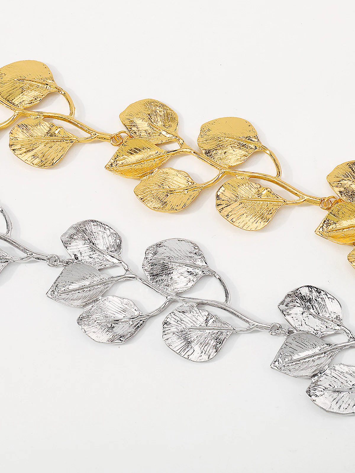 Vintage Alloy Leaf Design Necklace - Image 4