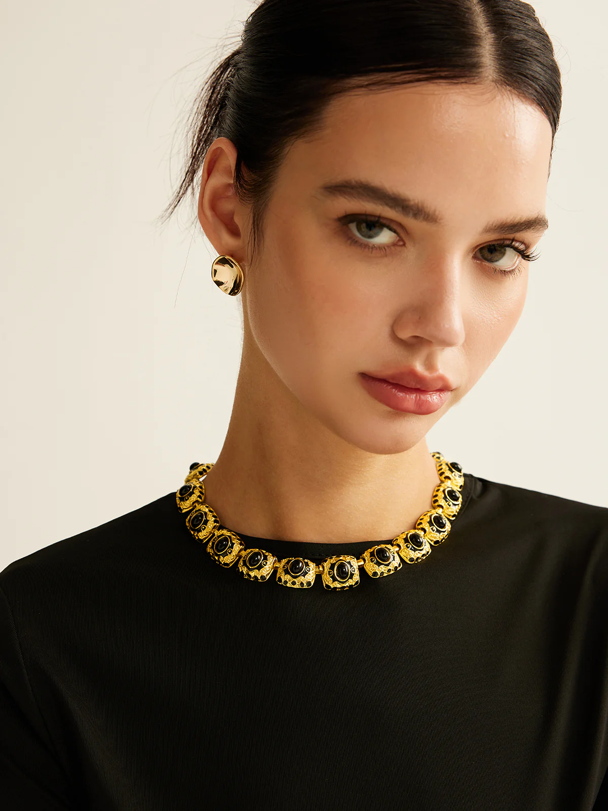 Vintage Enamel Necklace - Image 2